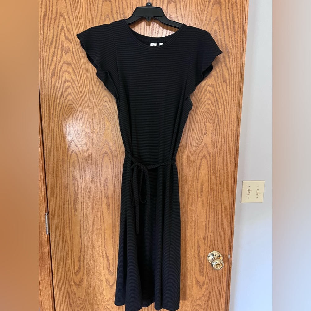 Women’s Gap Black striped dress